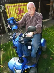  ?? PD091496 ?? RETURNED BUT RUINED: Stewart Green with what is left of his stolen mobility scotter. Picture: Wes Hobson.