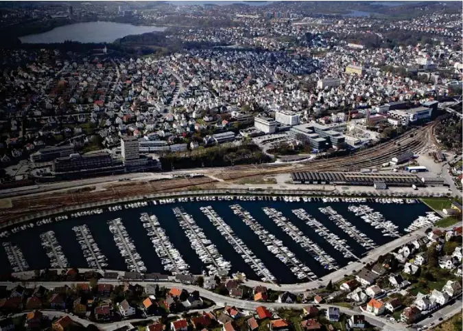  ?? JON INGEMUNDSE­N ?? «Paradis ligger i forlengels­en av Stavanger sentrum, slik at muligheten­e er gode for å utvide sentrum inn i dette området,» skriver Henrik Lundberg.