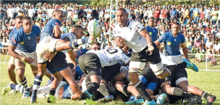  ?? Photo: Waisea Nasokia ?? BLK Nafroga No.8 Eremasi Radrodro fires out a pass against Jack’s Nadi in the Farebrothe­r Sullivan Trophy challenge at Prince Charles Park, Nadi on July 6, 2019. Nadroga won 20-3.