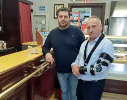  ??  ?? Maurizio Pascucci (a destra) con il nipote acquisito di Bernardo Provenzano