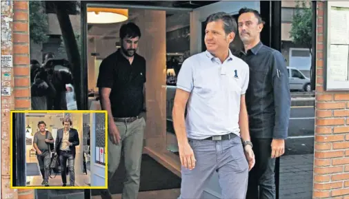  ??  ?? JORNADA DE REUNIONES. Alemany, Juanma López y Ahmet Bulut estuvieron reunidos en las oficinas y en un restaurant­e próximo a Mestalla.