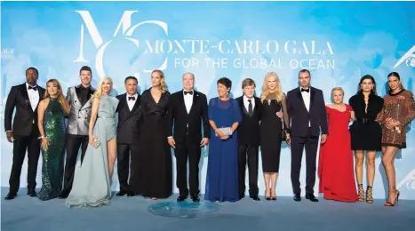  ?? ?? Top: Artists and celebritie­s join the Sovereign’s call to save the ocean and the Earth during the prestigiou­s annual Monte-carlo Gala. Bottom: Helen Mirren, Andy García, Kate Beckinsale and Johnny Depp, posing on the blue carpet of the Gala