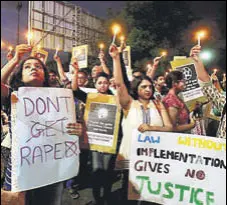  ?? REUTERS FILE ?? A protest against Kathua gang rape and murder case.