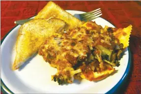  ?? Flip Putthoff/NWA Democrat-Gazette ?? Venison lasagna is simple to make and has only four basic ingredient­s. A couple of optional additions make it even tastier.