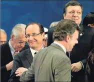  ?? BERTRAND LANGLIOS / AFP ?? Hollande i Barroso, a Los Cabos