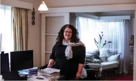  ?? Photograph: Chris Hopkins/The Guardian ?? Melbourne epidemiolo­gist Prof Catherine Bennett at her home in Melbourne’s north-west.