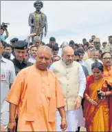  ?? DEEPAK GUPTA/HT PHOTO ?? BJP president Amit Shah and chief minister Yogi Adityanath after paying tribute to social reformer Jyotiba Phule on his birth anniversar­y in Lucknow on Wednesday.