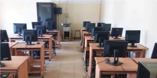 ??  ?? A modern e-library at Aminu Dabo College of Health Science and Technology, Kano
