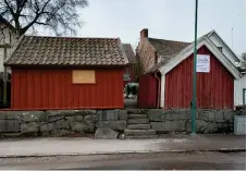  ?? Bild: OLA FOLKESSON/ARKIV ?? FÖRE RENOVERING­EN. Sjöbergs Laxrökeri på Hamngatan har renoverats för 760 000 kronor.