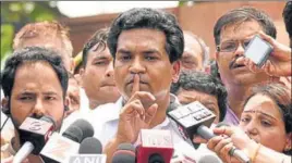  ??  ?? Former Delhi water and tourism minister Kapil Mishra addresses a press conference at Rajghat in New Delhi on Sunday. SONU MEHTA/HT