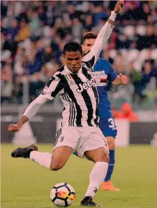  ?? LAPRESSE ?? Douglas Costa, 27 anni, alla prima stagione nella Juventus