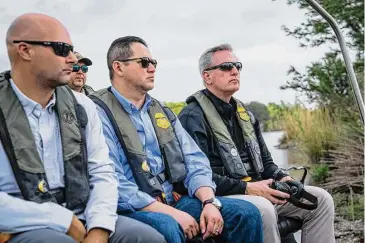  ?? Jabin Botsford/The Washington Post ?? Rep. Tony Gonzales, of Texas, center, is leading Republican opposition to the immigratio­n bill. At right is Speaker Kevin McCarthy.