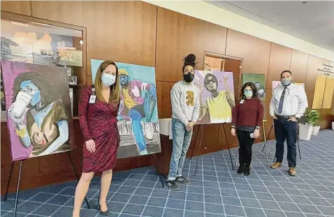  ?? Greenwich Hospital/Contribute­d photo ?? Artist Carl “Cal” Edward Bocicault Artist, center, with from left, Annie Nardi, Diana Lieblong and Jerry Laureano, co-chairs of the Greenwich Hospital Diversity, Equity, Inclusion and Belonging Council.