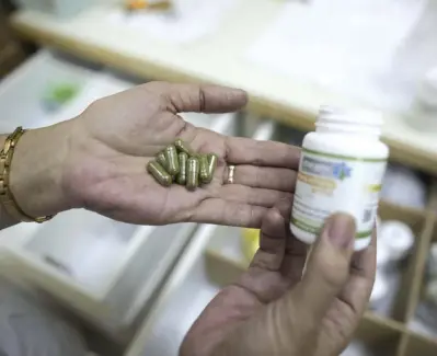  ?? Ansa ?? Farmaci Capsule a base di Thc, il principio attivo della cannabis