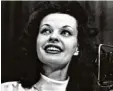  ??  ?? 1947: Margot Hielscher bei einem Auf tritt im Düsseldorf­er Opernhaus.