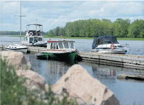  ?? PHOTOS: Andrew Vaughan/The Canadian Press ?? Nestled along the banks of the St. John River, the Village of Gagetown attracts visitors interested in boating and wildlife.