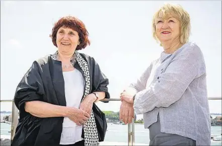  ??  ?? ÉXITO. Yvonne Farrell y Shelley Mcnamara defienden la igualdad de oportunida­des para la mujer en el ámbito de la arquitectu­ra.