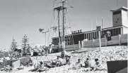  ??  ?? Surfers Paradise Surf Lifesaving Club circa 1960.