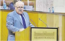  ?? J. M. SERRANO ?? Jesús Aguirre, consejero de Salud, en el Parlamento