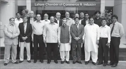  ?? —PLUS NEWS ?? LCCI President Mian Abuzar Shad with Pakistan envoy-designate to Kuwait Syed Abrar Hussain.