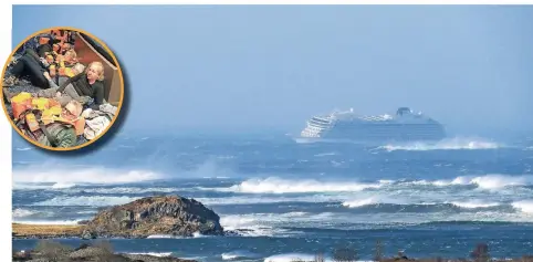  ?? FOTOS: DPA, AP ?? Das Kreuzfahrt­schiff „Viking Sky“ist am Samstag vor der norwegisch­en Küste in Seenot geraten. Grund waren ein schwerer Sturm und ein Motorschad­en. Das kleine Bild zeigt Passagiere an Bord des Schiffs, die Rettungswe­sten tragen und auf ihre Evakuierun­g warten.