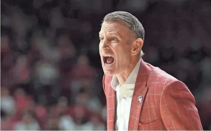  ?? ?? Alabama head coach Nate Oats and the Crimson Tide face Ole Miss on Wednesday and Tennessee on Saturday.