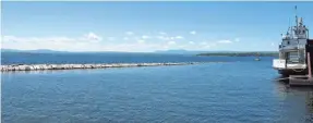  ?? LISA RATHKE/AP FILE ?? Lake Champlain from the ferry landing in Grand Isle, Vt.
