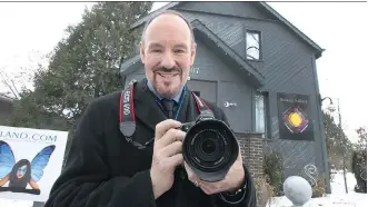  ?? PERRY MAH ?? Photograph­er Con Boland, above, who died unexpected­ly on Tuesday, “captured the city in ways that I’ve never seen before,” says family spokeswoma­n Debbie Young.