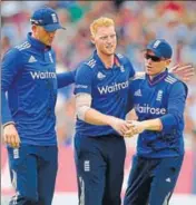  ??  ?? Ben Stokes (centre) and Alex Hales (left) were reportedly involved in a bustup in Bristol on Monday. Stokes was arrested and later released without charges. GETTY IMAGES