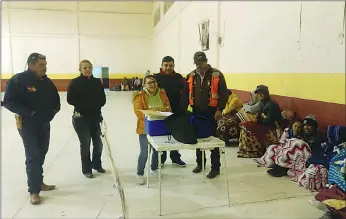  ??  ?? se HaBiLitó el gimnasio de usos múltiples como albergue