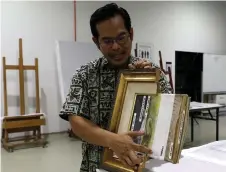  ?? ?? Musrizal says for over 60 years, the LPSVN has been collecting the nation’s art treasures in various mediums.