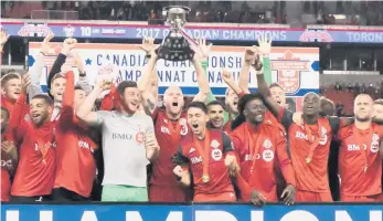  ?? /TWITTER TORONTO FC ?? Los jugadores de Toronto celebran su título de campeón de la MLS.