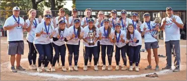  ?? Contribute­d ?? The Gordon Lee Lady Trojans won a sixth straight fastpitch state title in Columbus on Saturday. It was the 11th state fastpitch championsh­ip for Gordon Lee softball, giving them the most in GHSA history.