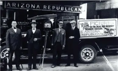  ??  ?? The McCulloch Brothers, commercial photograph­ers who were contributo­rs to the Arizona Republican in 1928. ARIZONA REPUBLIC ARCHIVE