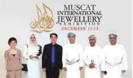  ??  ?? Organisers of the Muscat Internatio­nal Jewellery Exhibition.