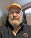  ?? Courtesy Don Nelson ?? Former Warriors coach Don Nelson’s selfie went viral.