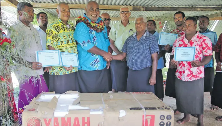  ?? Photo: Ministry of Fisheries ?? The Ministry of Fisheries is working to establish more Fishermen’s Associatio­ns in our coastal communitie­s as a means of building stronger networks at the community level. Fourth from left is Minister for Fisheries Semi Koroilaves­au.