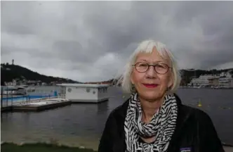  ?? FOTO: TORGEIR EIKELAND ?? Berit Rickhard var bare 15 år da faren døde, og helt fram til nå har hun visst lite om det han var med på under krigen.