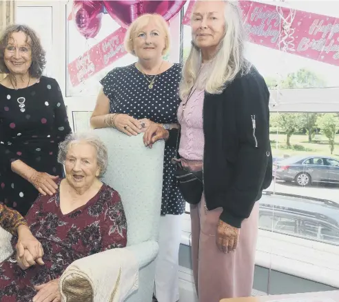  ?? ?? Nadia D’Agostino and daughters Joyce Hedley, Jacqueline Ben-Ali and Jeanette Harding.