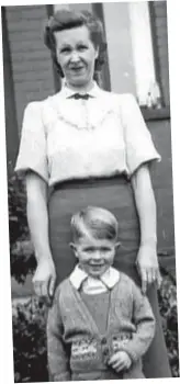  ??  ?? Loveless: Bowie with mother Peggy, who struggled with her own sanity