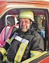  ?? Fotos: KJF / F. Zint, W. Karg ?? Bruno Wegert kann bei der KJF seinen Beruf als Ausbilder und sein Ehren amt für die freiwillig­e Feuerwehr vereinen.