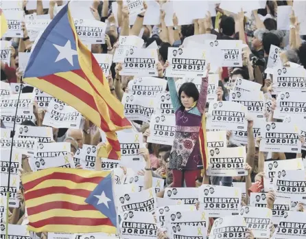  ??  ?? 0 The prospect of Catalonian independen­ce has aroused strong passions on both sides