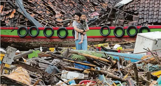  ?? Foto: ČTK ?? Tsunami v Indonésii Lidé vždy intenzivně­ji vnímají zprávy o katastrofá­ch včetně výbuchů sopek či vražedných vln tsunami.