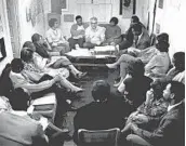  ?? Los Angeles Times ?? The Watts Writers Workshop was begun in 1965 by Budd Schulberg, center.