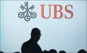  ?? FELINE LIM / REUTERS ?? Los abogados de UBS anunciaron que recurrirán la sentencia