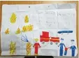  ?? Foto: dpa ?? Die Polizisten in Bremervörd­e sind ge rührt von dem Bild, das das Flüchtling­s kind für sie gemalt hat.