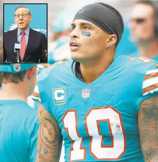  ?? AP ?? Dolphins receiver Kenny Stills spoke out in disagreeme­nt with team owner Stephen Ross (inset) and his support of Donald Trump.