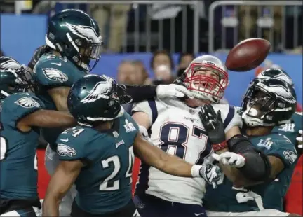  ?? MATT YORK — THE ASSOCIATED PRESS ?? The Patriots’ Rob Gronkowski cannot catch a pass during the second half of Super Bowl 52 against the Eagles on Feb. 4 in Minneapoli­s.