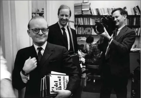  ?? ?? Truman Capote is shown with documentar­ians David and Albert Maysles in an outtake from the Maysleses’ 1966 documentar­y “A Visit With Truman Capote.” In the FX series, “Feud: Capote Vs. The Swans,” the Maysleses make a fictional film about Capote’s “Black and White Ball.”