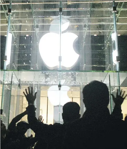  ?? MICHAEL NAGLE/GETTY IMAGES FILES ?? Investors should approach initial public offerings with caution as most, in reality, won’t benefit from eye-popping profits like those lucky enough to invest in Apple, says Brian Madden.